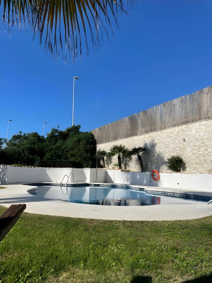 Apartment Aguamarina On The Front Malaga